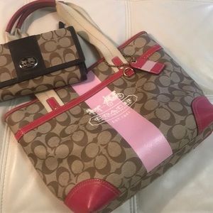 Coach purse and wallet